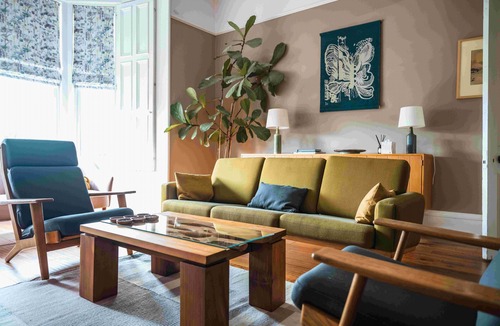 Warriston Cottage | 16/1 Eildon Street - an edinburgh that sleeps 4 guests in 2 bedrooms