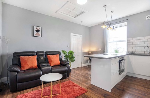 Dunfermline Apartment | 1Bed-Town Centre-Free Parking