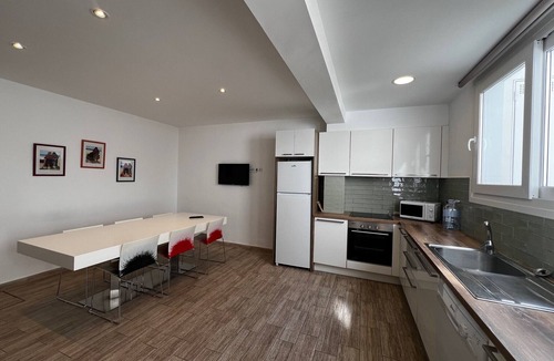 Llafranc Apartment | 1SICA 01 - Spacious and modern fully renovated apartment located just 100m from the beach of Llafranc