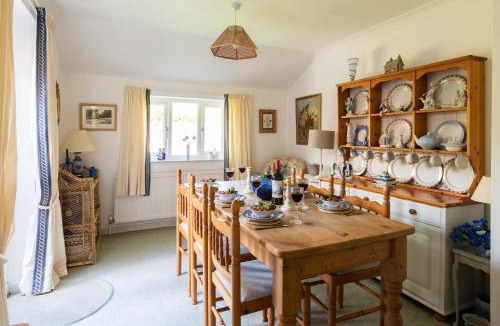 Thorpeness House | 2 Admirals Walk by Aldeburgh Coastal Cottages