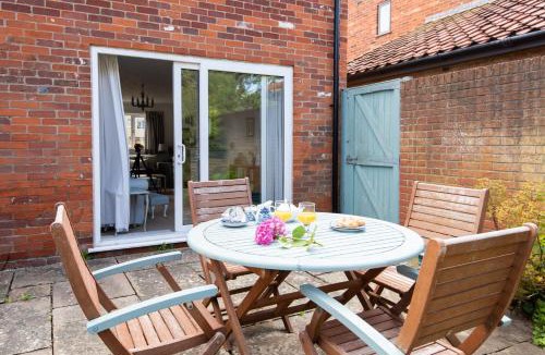Thorpeness House | 2 Admirals Walk by Aldeburgh Coastal Cottages