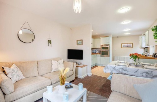 Aspatria Cottage | 2 Bed in Aspatria (oc-p32645)