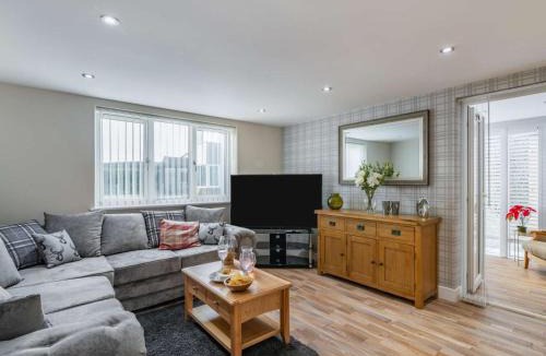 Brough House | 2 Bed in Brough oc-86817