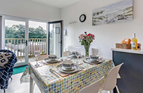 Camborne House | 2 Bed in Camborne oc-88826