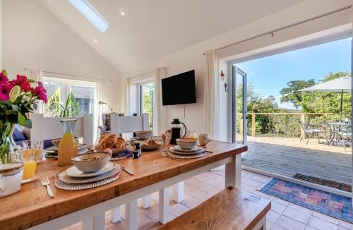 Elmswell Cabin | 2 Bed in Elmswell oc-t32377