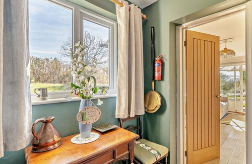 Meathop Cottage | 2 Bed in Grange-over-sands (oc-95811)