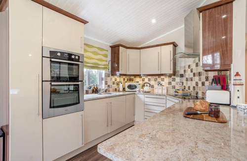 Felinfach Ski Chalet | 2 Bed in Gilfachrheda (oc-b30905)