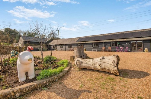 Elmsted Cottage | 2 Bed in Hastingleigh (oc-c36343)