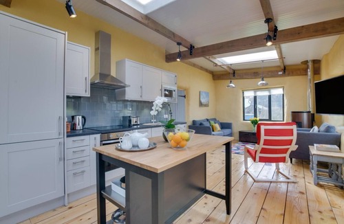 Stowmarket House | 2 Bed in Haughley (oc-strb)
