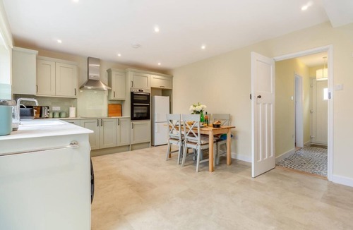 Knodishall Cottage | 2 Bed in Knodishall (oc-s33543)