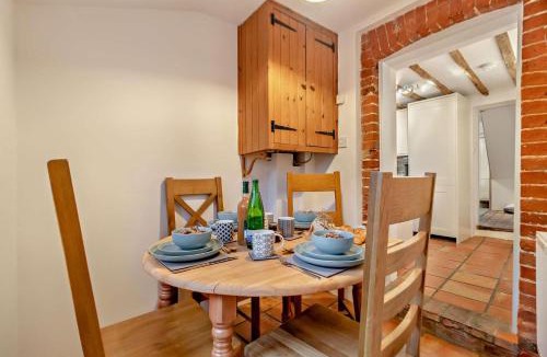 Lavenham House | 2 Bed in Lavenham oc-s30055
