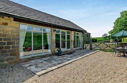 Chapeltown Cottage | 2 Bed in Leeds (oc-hh058)