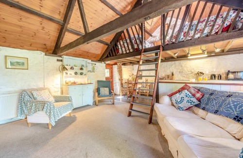 Pentrefelin Cottage | 2 Bed in Llandeilo (oc-waw313)