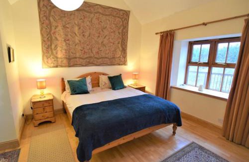 Cairnbaan House | 2 Bed in Lochgilphead oc-ca113