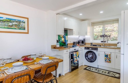 Saltash Cottage | 2 Bed in Notter (oc-k39063)