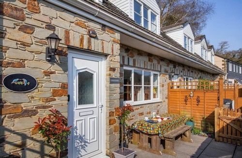 Saltash Cottage | 2 Bed in Notter (oc-k39063)