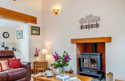 Tan-y-groes Cottage | 2 Bed in Ponthirwaun (oc-h33292)
