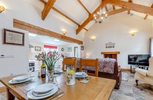 Tan-y-groes Cottage | 2 Bed in Ponthirwaun (oc-h33292)