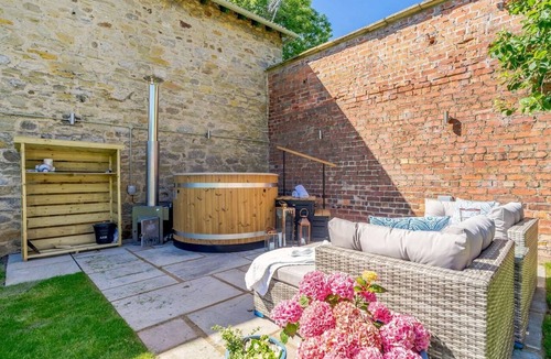Richmond Cottage | 2 Bed in Richmond (oc-88217)