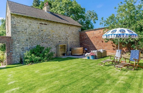 Richmond Cottage | 2 Bed in Richmond (oc-88217)