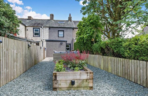 Rowrah Cottage | 2 Bed in Rowrah (oc-s32232)