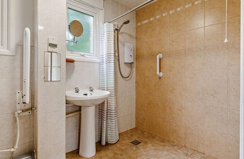 Saltash Ski Chalet | 2 Bed in Saltash (oc-88312)