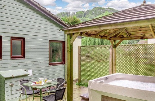 Saltash Ski Chalet | 2 Bed in Saltash (oc-88313)