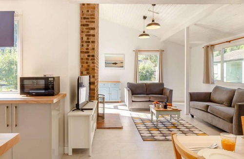 Saltash Ski Chalet | 2 Bed in Saltash (oc-88309)