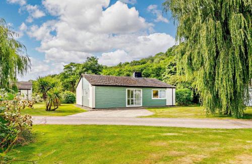 Saltash Cabin | 2 Bed in Saltash oc-88308