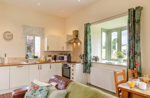Cornwall Cottage | 2 Bed in Taunton (oc-oldhi)