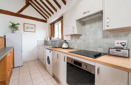 Bedford Cottage | 2 Bed in Thurleigh (oc-s42690)