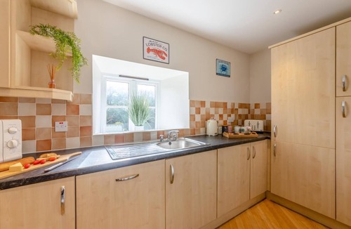 Waren Mill Apartment | 2 Bed in Waren Mill (oc-p33560)