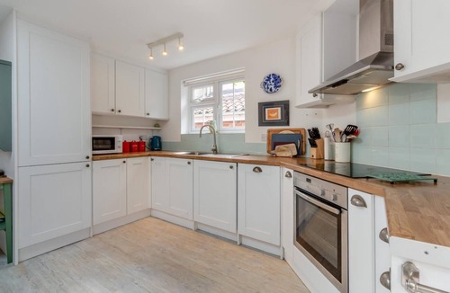 Westleton Cottage | 2 Bed in Westleton (oc-ssc)