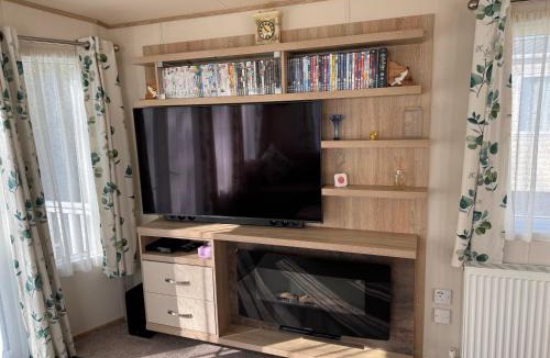 Saxmundham Other | 2 Bed Static Caravan sleeps 6 Saxmunham