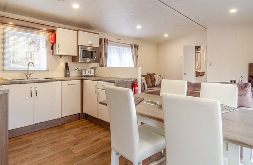 Woolverstone Cabin | 2 bedroom accommodation in Woolverstone, Ipswich