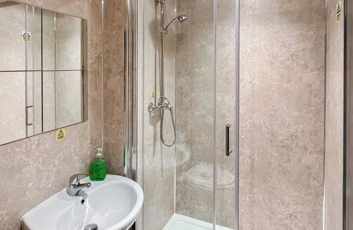 Cowdenbeath Apartment | 2 bedroom accommodation in Crossgates