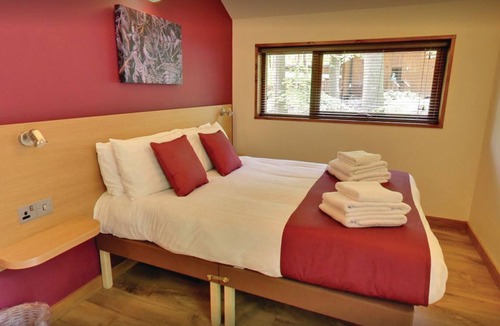 Ardgartan Cabin | 2 bedroom accommodation in Arrochar, Argyll and Bute