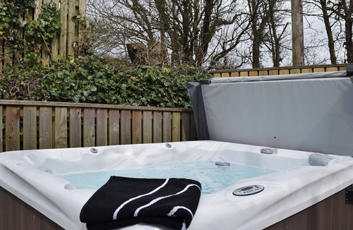 Kidwelly Cottage | 2 bedroom accommodation in Kidwelly