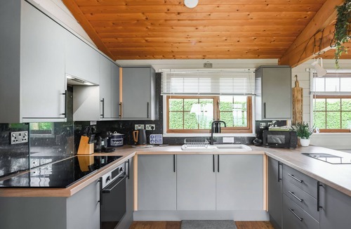 Newcastle-on-Clun Cottage | 2 bedroom accommodation in Knighton