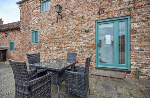 Grimsby Cottage | 2 bedroom accommodation in Holton-Le-Clay, near Cleethorpes
