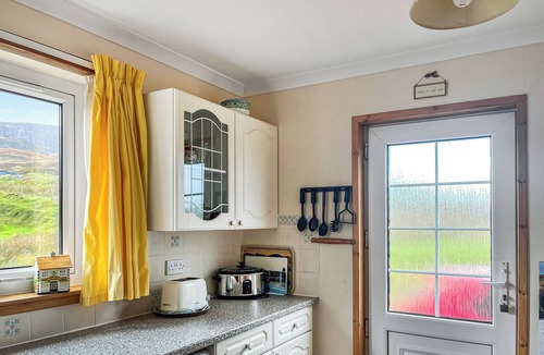 Digg Cottage | 2 bedroom accommodation in Staffin