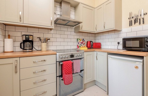 Elgin Cottage | 2 bedroom accommodation in Duffus, near Elgin