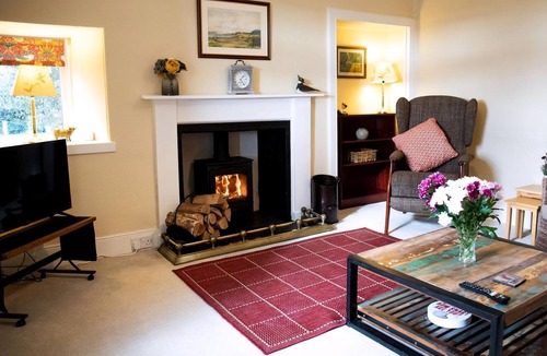 Forres Cottage | 2 bedroom accommodation in Forres, near Nairn