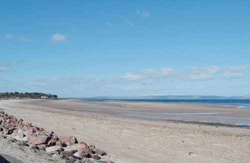 Forres Cottage | 2 bedroom accommodation in Forres, near Nairn