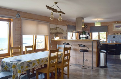 Lendalfoot Cottage | 2 bedroom accommodation in Lendalfoot, near Girvan