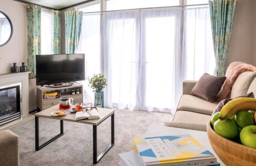 Ayr Cabin | 2 bedroom accommodation in Ayr, Ayrshire