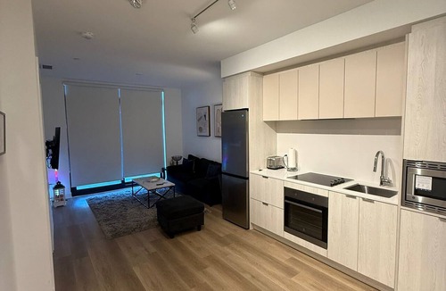 Cooksville Apartment | 2-bedroom apartment in welcoming Mississauga with AC, fitness room