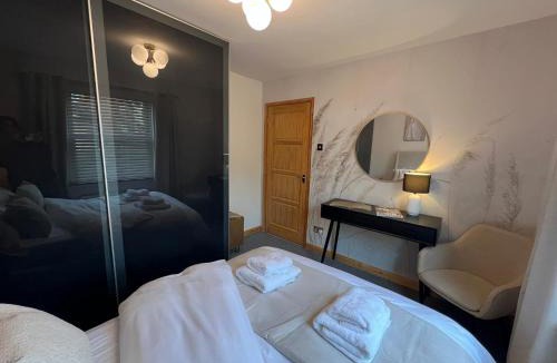 Dunmow Apartment | 2 Bedroom Apartment 11 Minutes From Stansted Airport