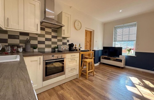Stansted Apartment | 2 bedroom Historic Courthouse Apartment with Parking