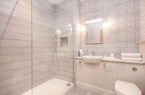 Dornoch Apartment | 2 Bedroom Town Centre Apartment in Scottish Highlands